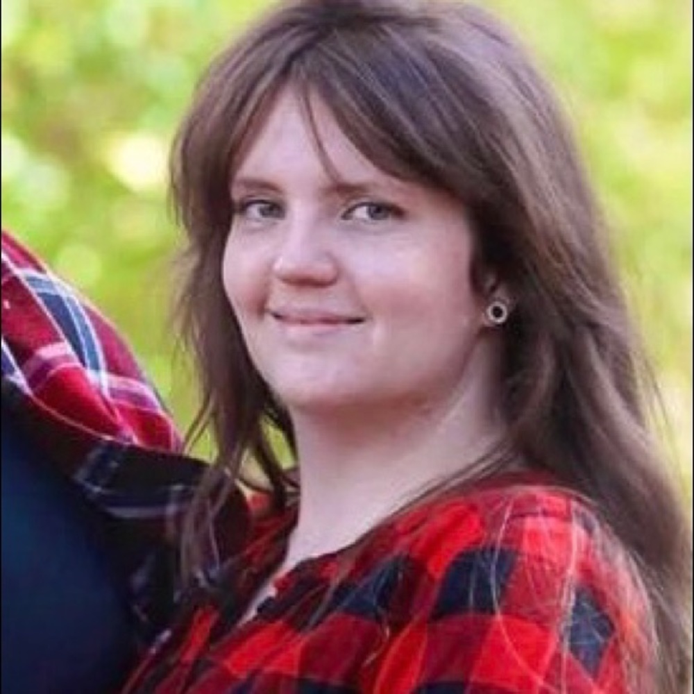 Meet your Posher, Leighana